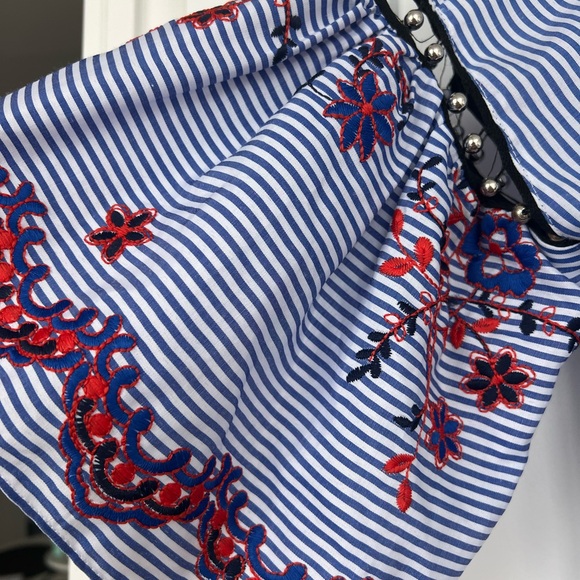 Stunning like new Top Shop wrap top. - Picture 2 of 5